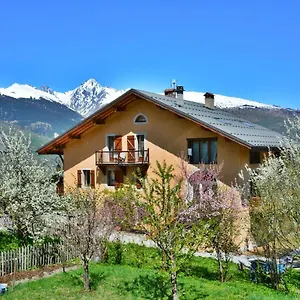 Gite-auberge De Montvilliers ** Aime