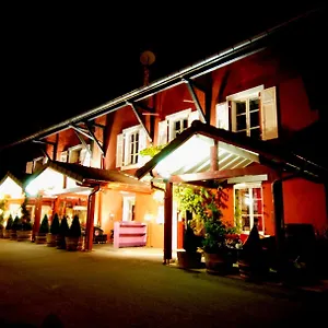 4* Hotel De Maison Rouge