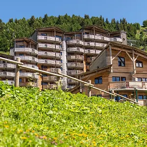 4* Aparthotel Pierre & Atria-crozats